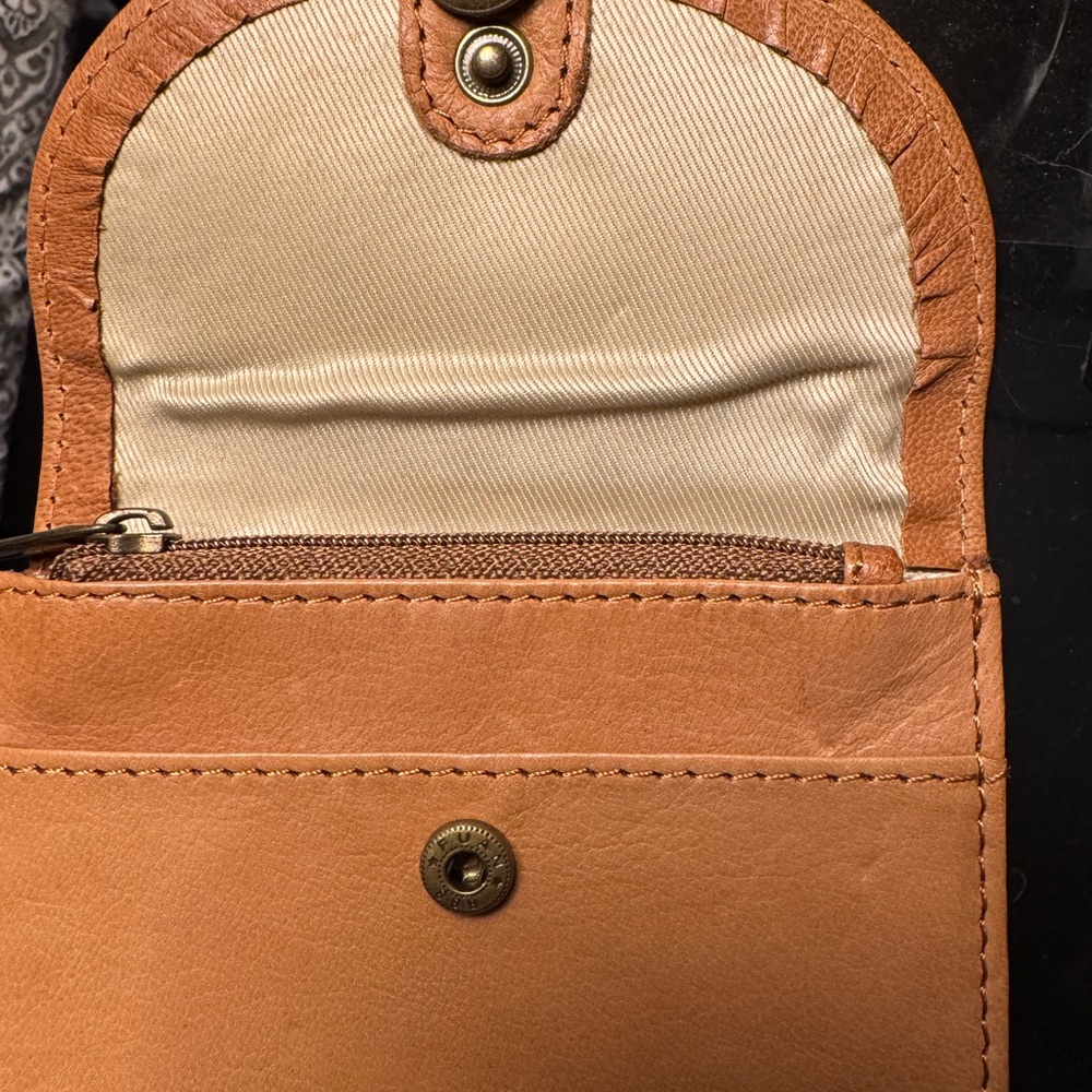 Lucky Brand Tan Leather Coin Purse - Picture 2 of 7